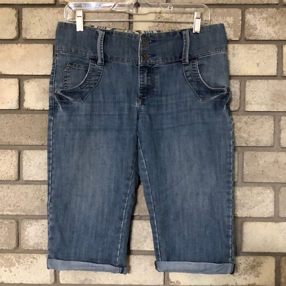 3For$20 jeans shorts size 6p